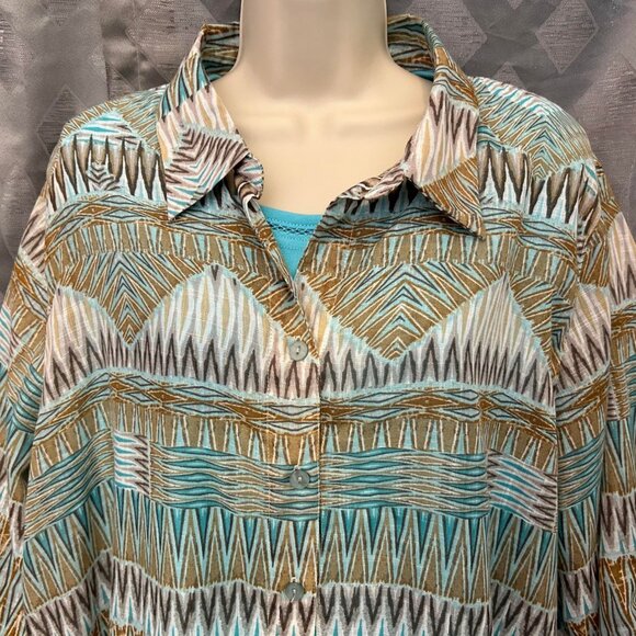Women's Turquoise & Brown Button-Up Quarter-Length Sleeved Top - Picture 2 of 8